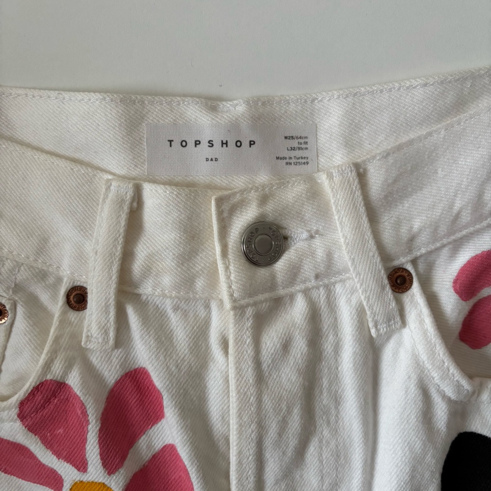 Topshop White Jeans with Painted Pink and Black Floral - Picture 4 of 9